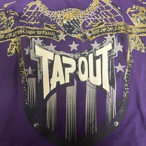 TAPOUT GRAPHIC TEE